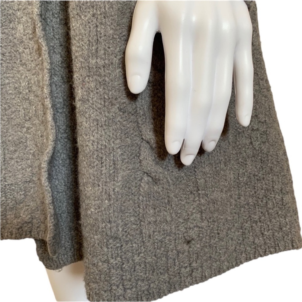 Arancrafts 100% Merino Wool Cardigan Sweater - Picture 10 of 11